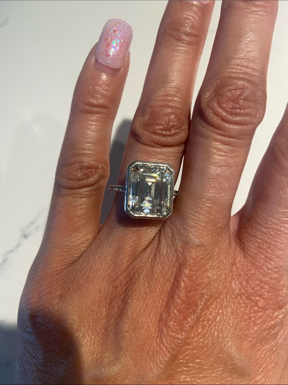 Moissanite 4 ct Emerald Sterling Silver 925 cocktail Statement Ring